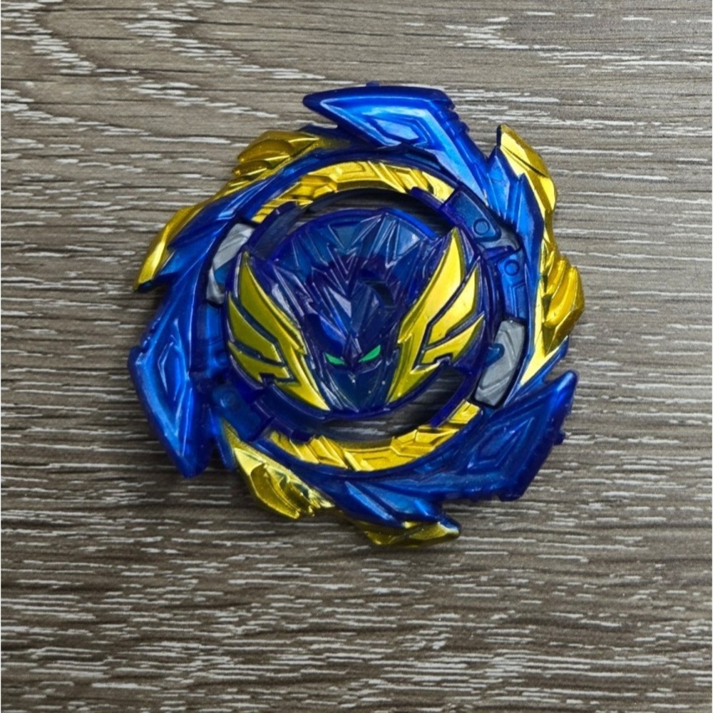 Hasbro F4070 Beyblade Burst QuadDrive Salvage Valtryek V7 Blue Gold Tested